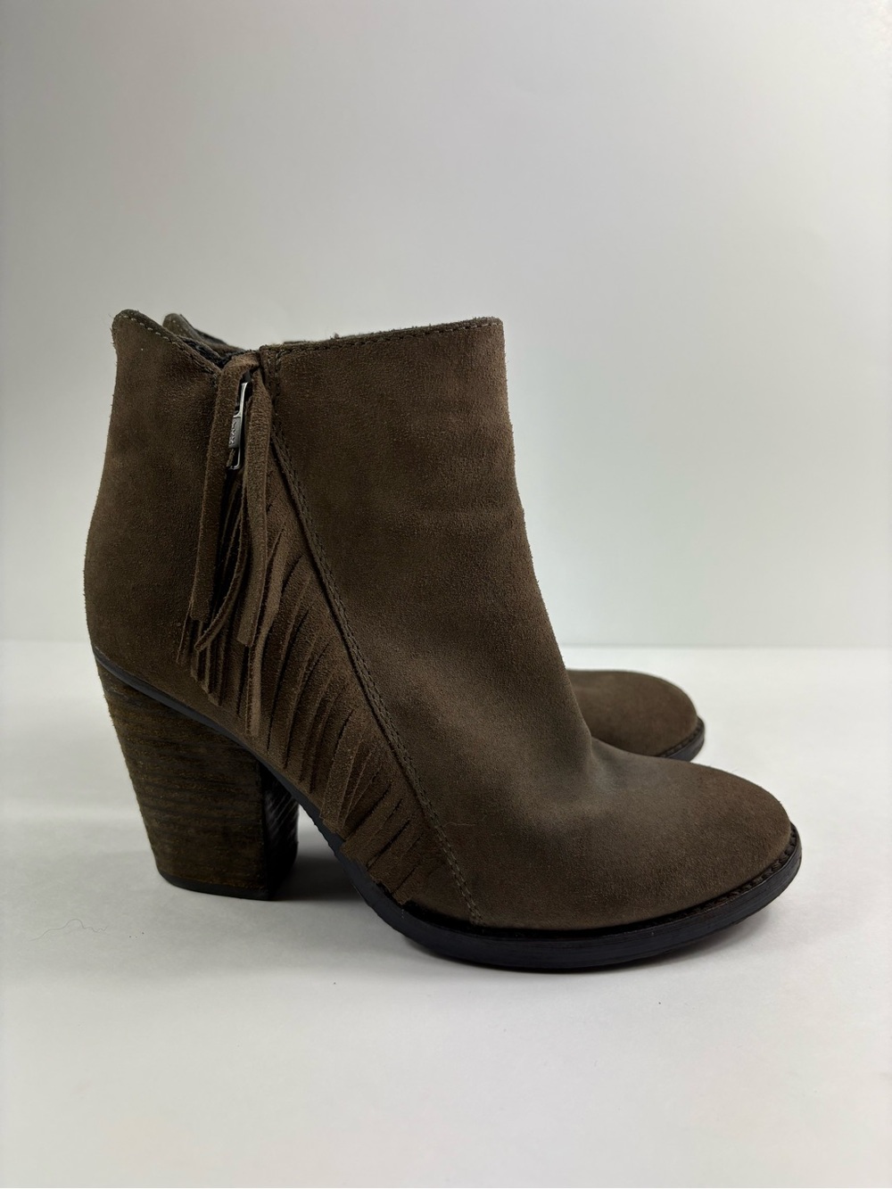 Steve Madden Brown Suede Fringe Ankle Boots